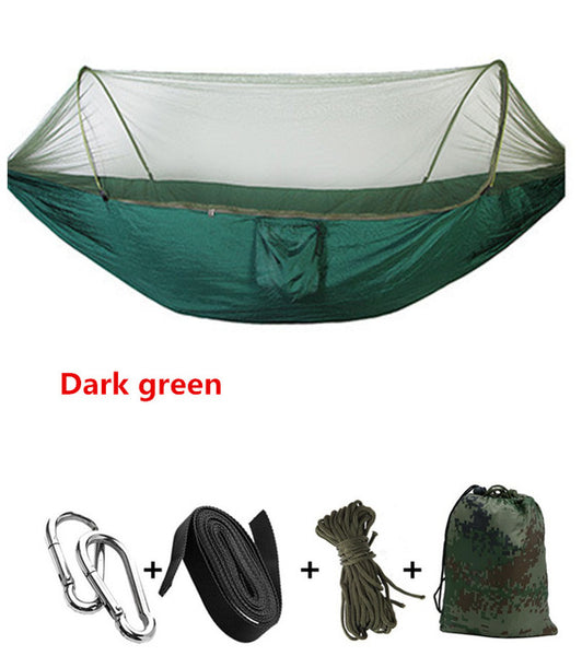 Automatic unfolding hammock ultralight parachute